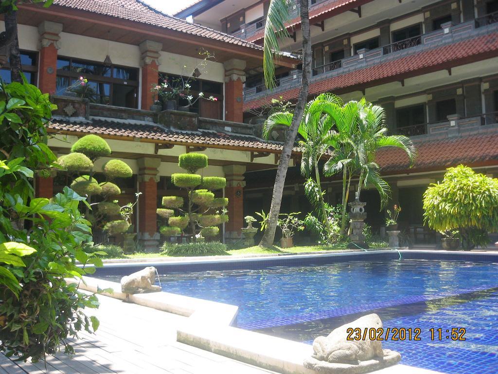 Hotel Puri Tanah Lot Kuta Lombok Kültér fotó