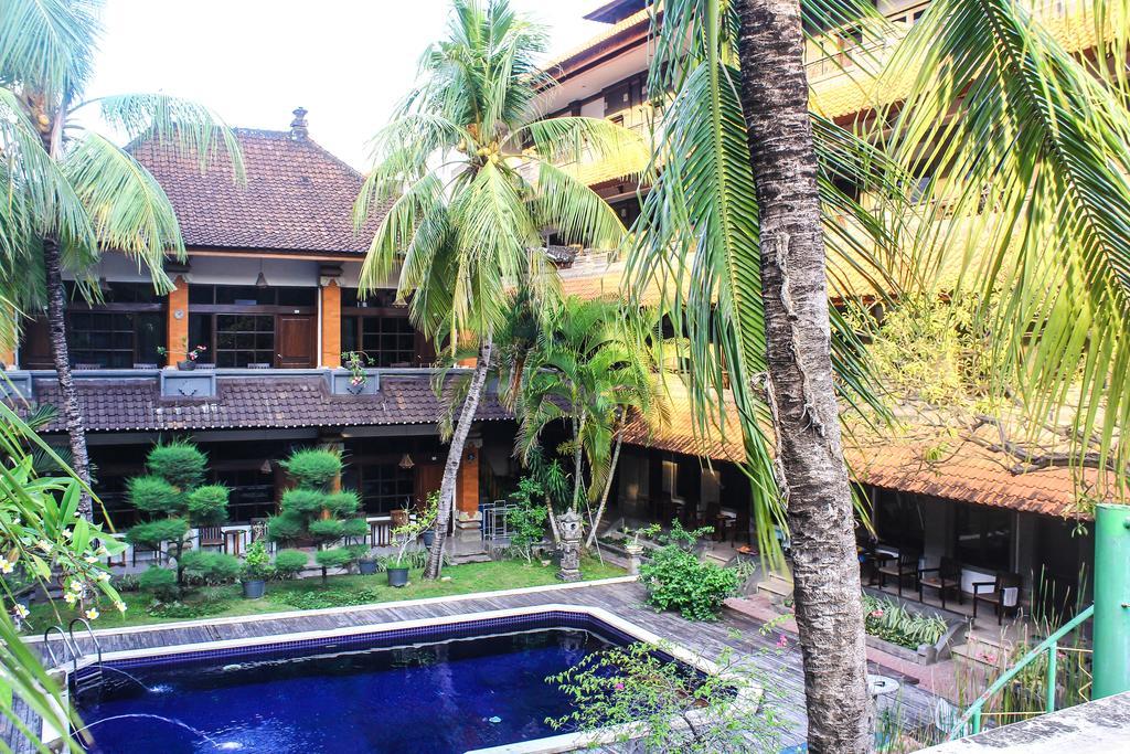 Hotel Puri Tanah Lot Kuta Lombok Kültér fotó