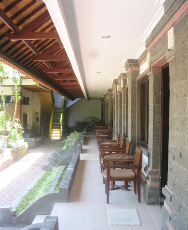 Hotel Puri Tanah Lot Kuta Lombok Kültér fotó