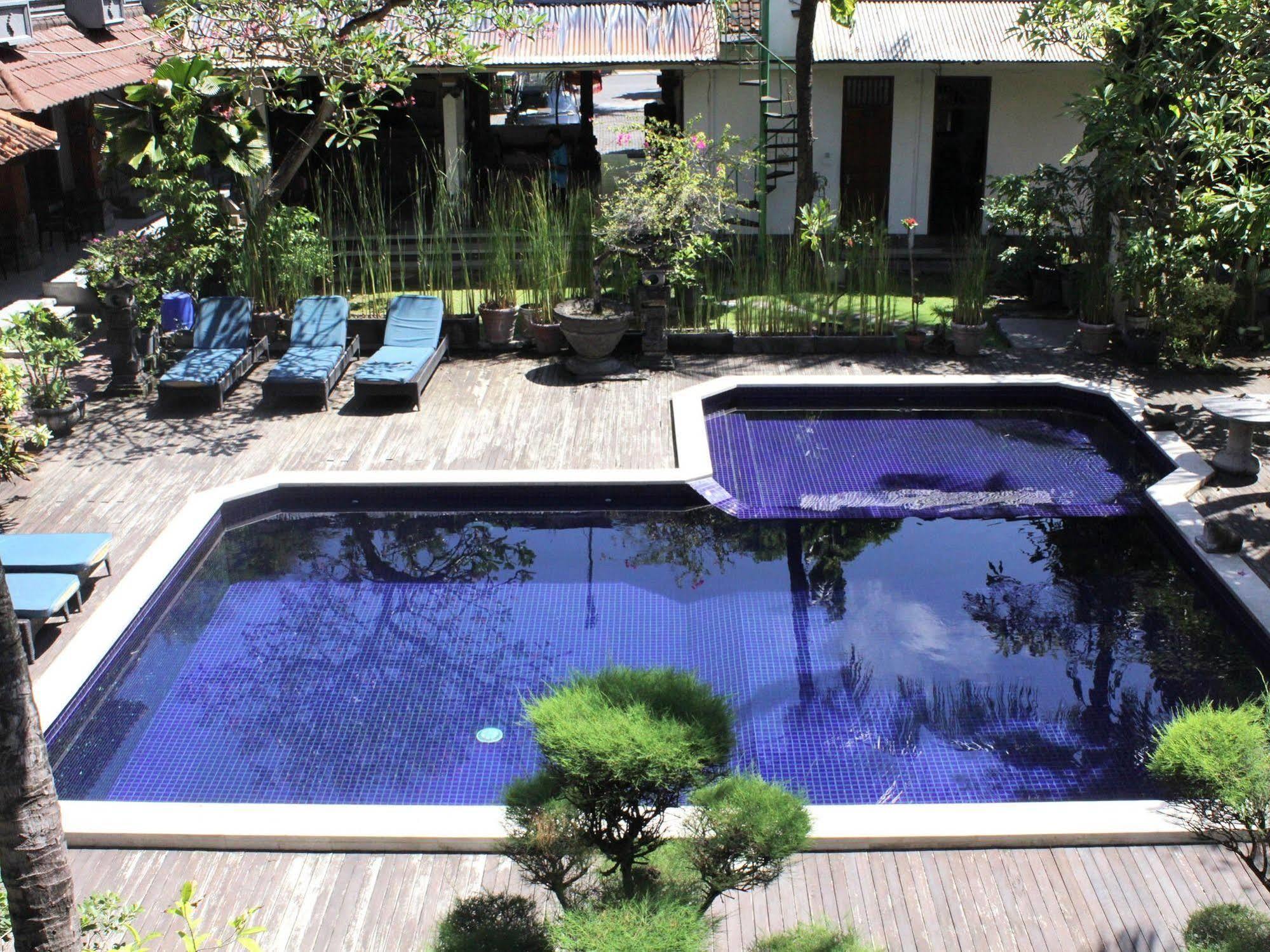 Hotel Puri Tanah Lot Kuta Lombok Kültér fotó