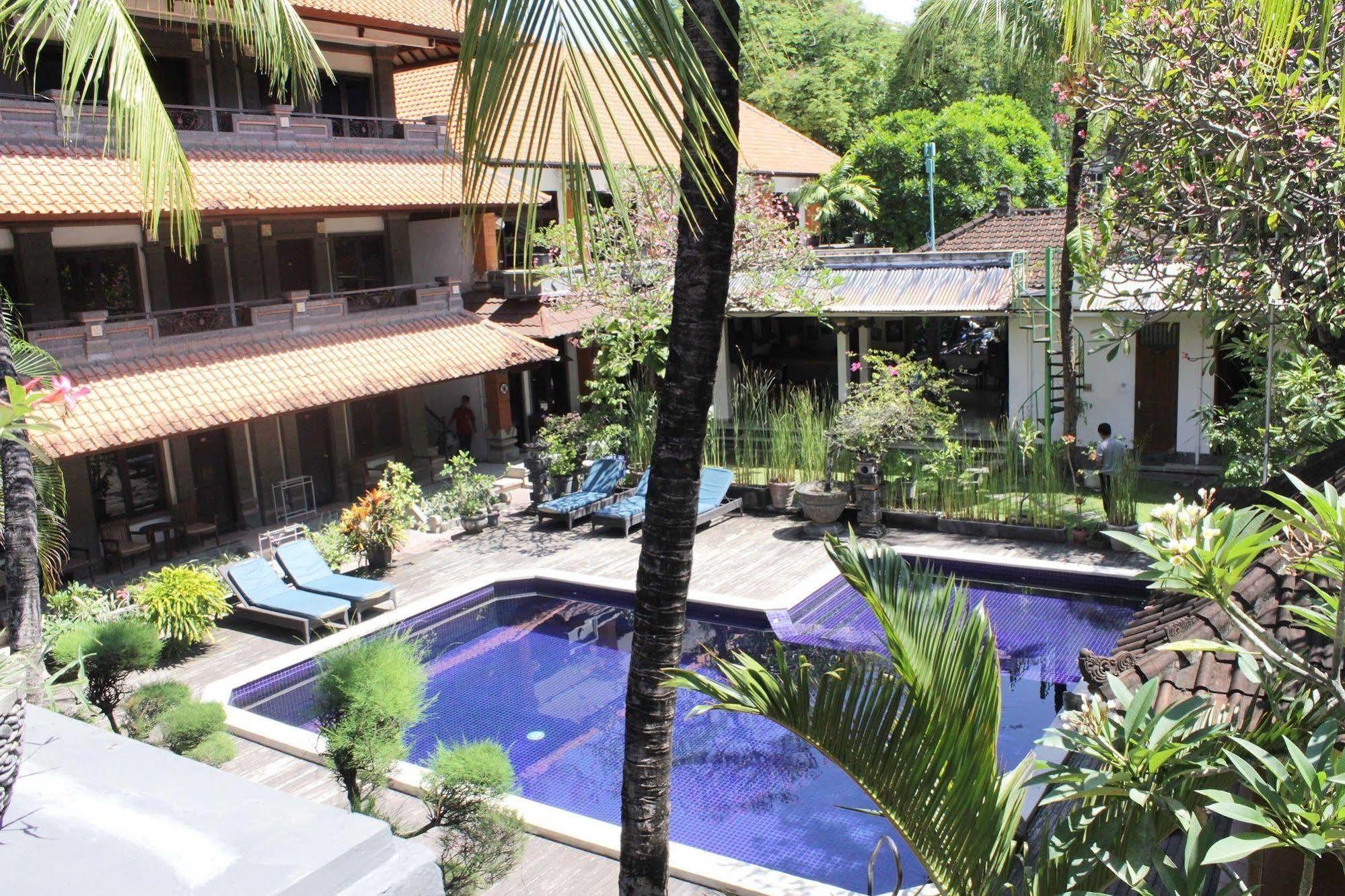Hotel Puri Tanah Lot Kuta Lombok Kültér fotó